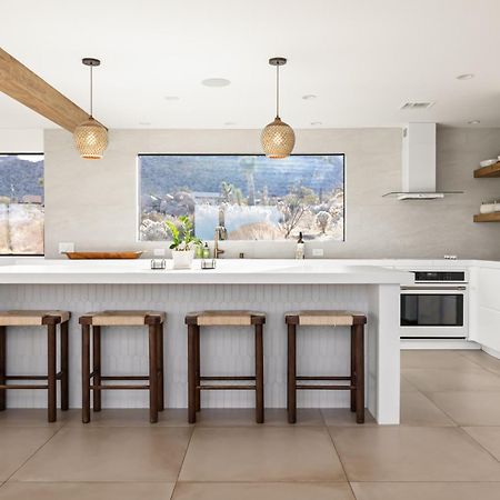Amaru Muru - Luxury Retreat With Pool/Hot Tub/Yoga Joshua Tree Eksteriør billede